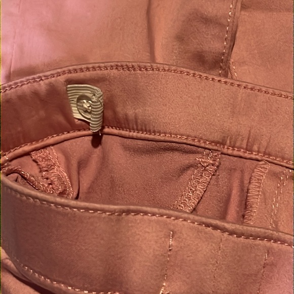 SO Girls Pink Pull on Pants with Adjustable Waistband. Girls size 14. - Picture 13 of 14